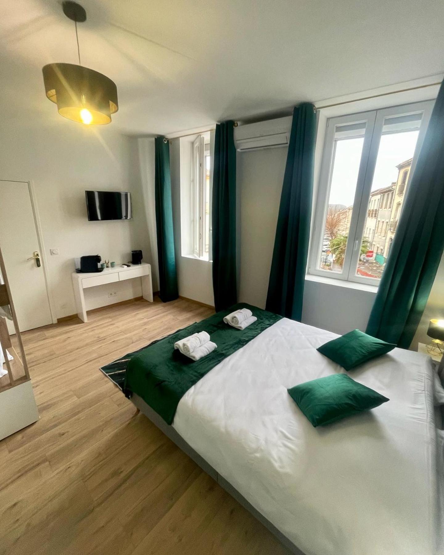 Les 3 Anges De Bed & Breakfast Sigean